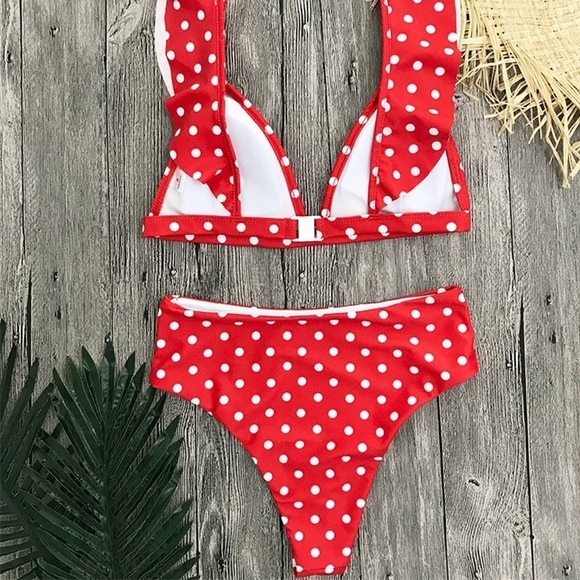 Red polka dot bikini - Picture 5 of 6